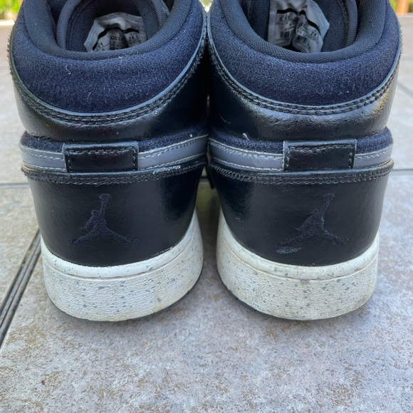 Air Jordan 1 Mid Premium - Picture 5 of 16